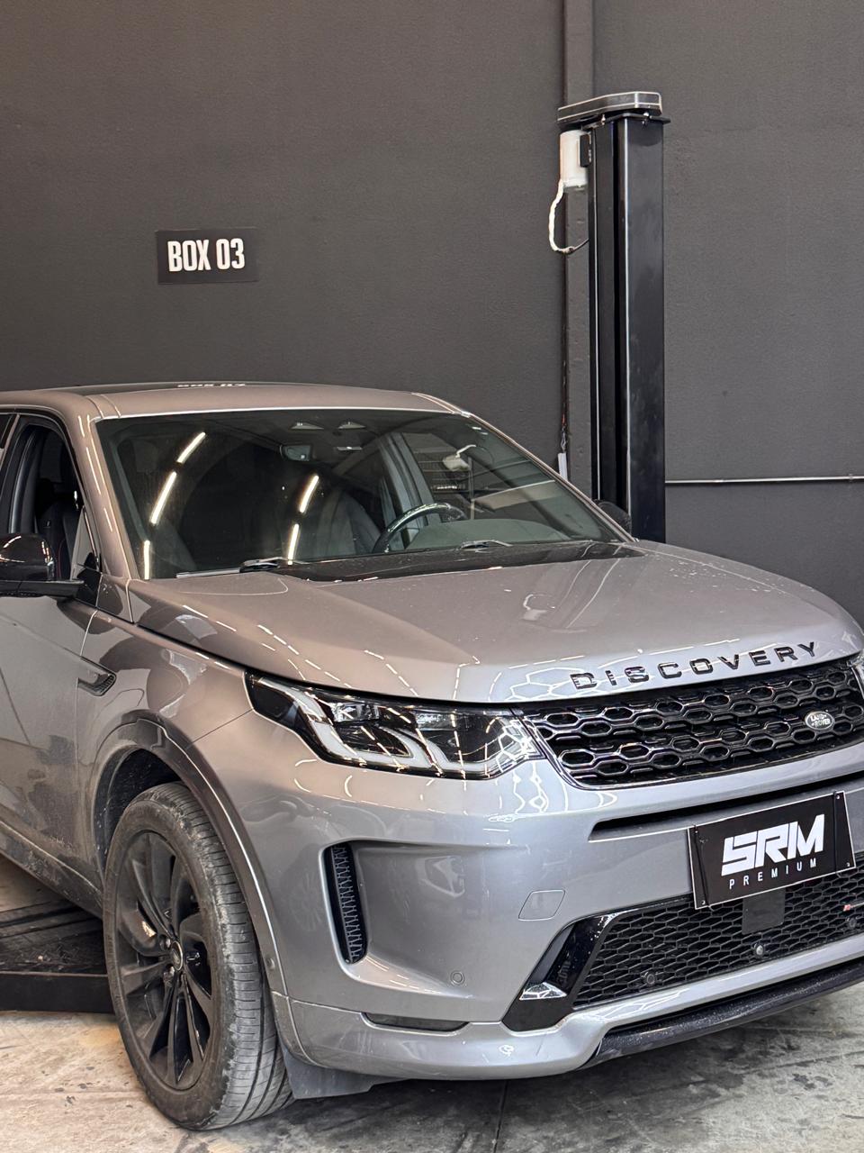 Land Rover Discovery Sport no Box 03 da SRM Car Premium